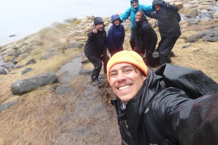 Starting up from the rocky beach